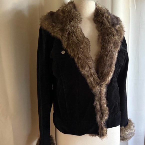 Black cuordory jacket with faux fur trim - Picture 2 of 7